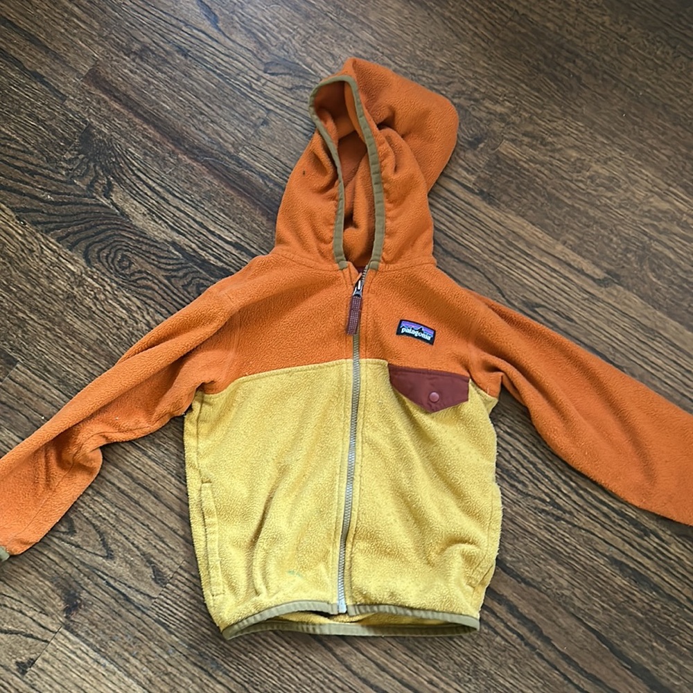 Patagonia fleece jacket- orange- 3T